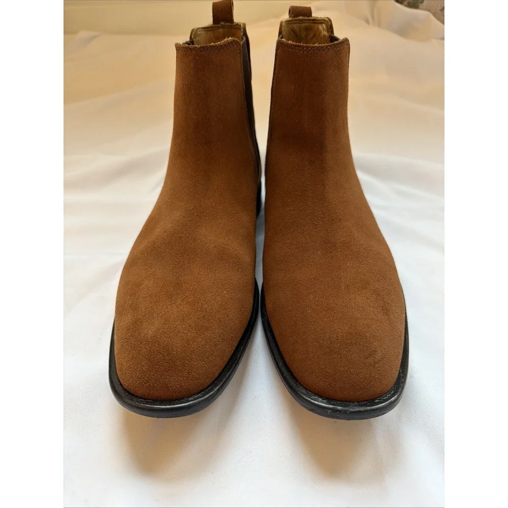 Donald Pliner Roccocs Mens Tan Suede Chelsea Boots Size 8M  Ankle Boots Academia
